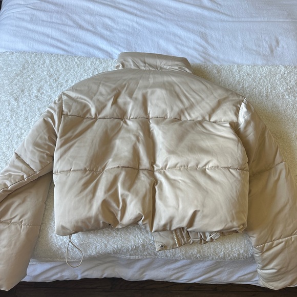 Zara Puffer Jacket - Picture 2 of 3